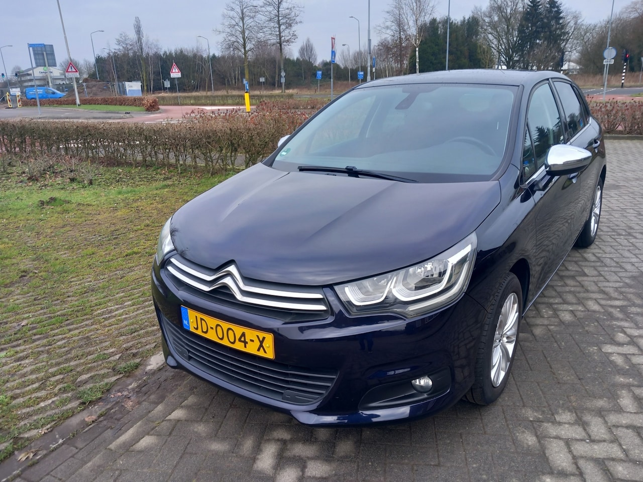 Citroën C4 - 1.2 PureTech Feel Collection met nieuwe apk - AutoWereld.nl