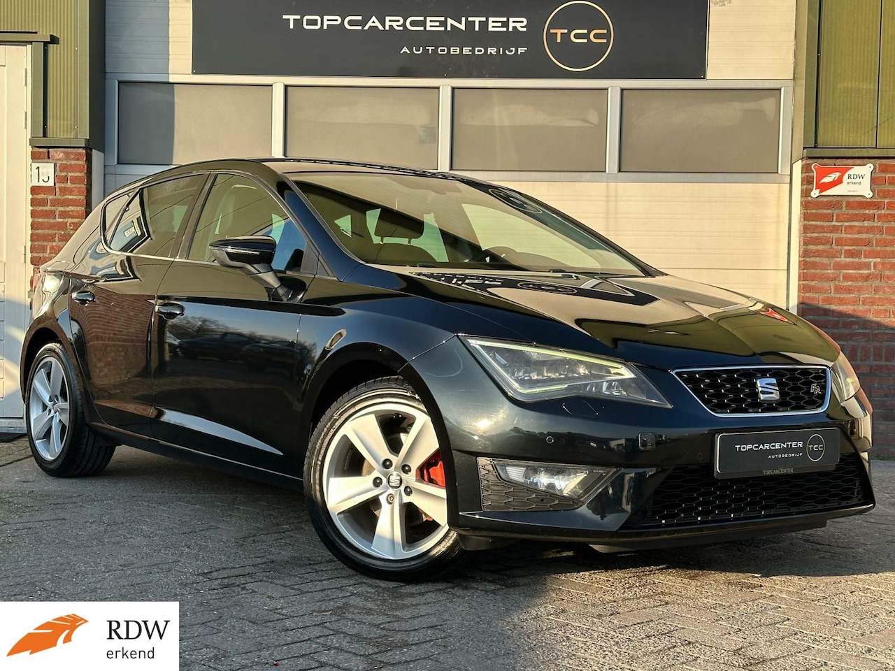 Seat Leon - 1.4 TSI FR/ARICO/NAVI/CRUISE/PARKS/STOELV/APK - AutoWereld.nl