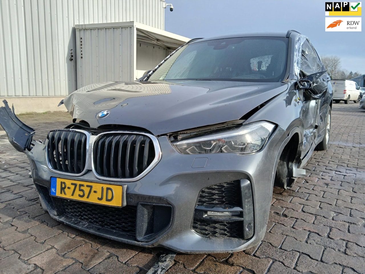 BMW X1 - SDrive18i High Executive - Start Niet - Rondom Schade - BPM - AutoWereld.nl