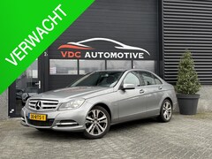 Mercedes-Benz C-klasse - 200 Avantgarde Facelift | 1e Eigenaar | Parkeersensoren | Dealer Onderhouden | Comand | Ai