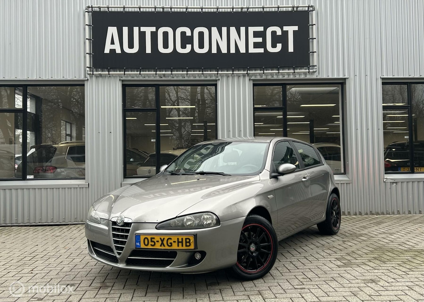 Alfa Romeo 147 - 2.0 T.Spark. LEDER, CLIMA. - AutoWereld.nl