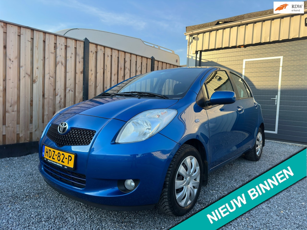 Toyota Yaris - 1.3 VVTi Terra Airco | Elek. Ramen | Nieuwe APK - AutoWereld.nl