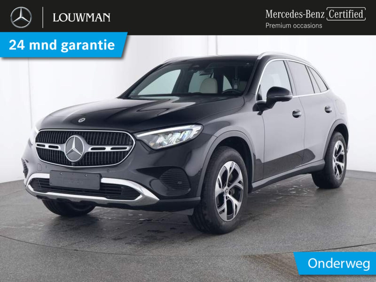 Mercedes-Benz GLC-klasse - 300 e 4MATIC Plug-in Hybride | Panorama schuif-Kanteldak | Achteruitrijcamera | Sfeerverli - AutoWereld.nl