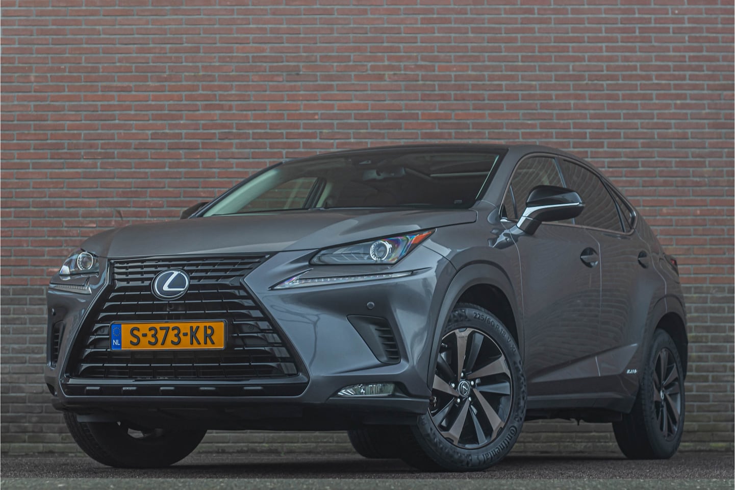 Lexus NX - 300h AWD Premium 300h AWD Premium, Panoramadak, Trekhaak, Leder, Stoelverwarming, Camera, Full LED. - AutoWereld.nl