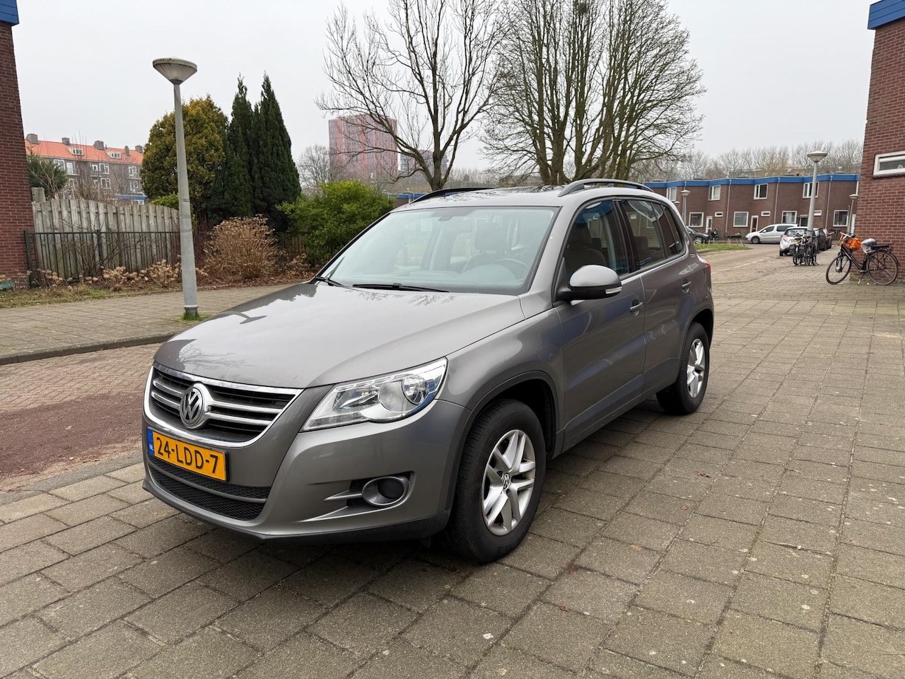 Volkswagen Tiguan - 1.4 TSI Comfort&Design Panoramadak Cruise Trekhaak - AutoWereld.nl