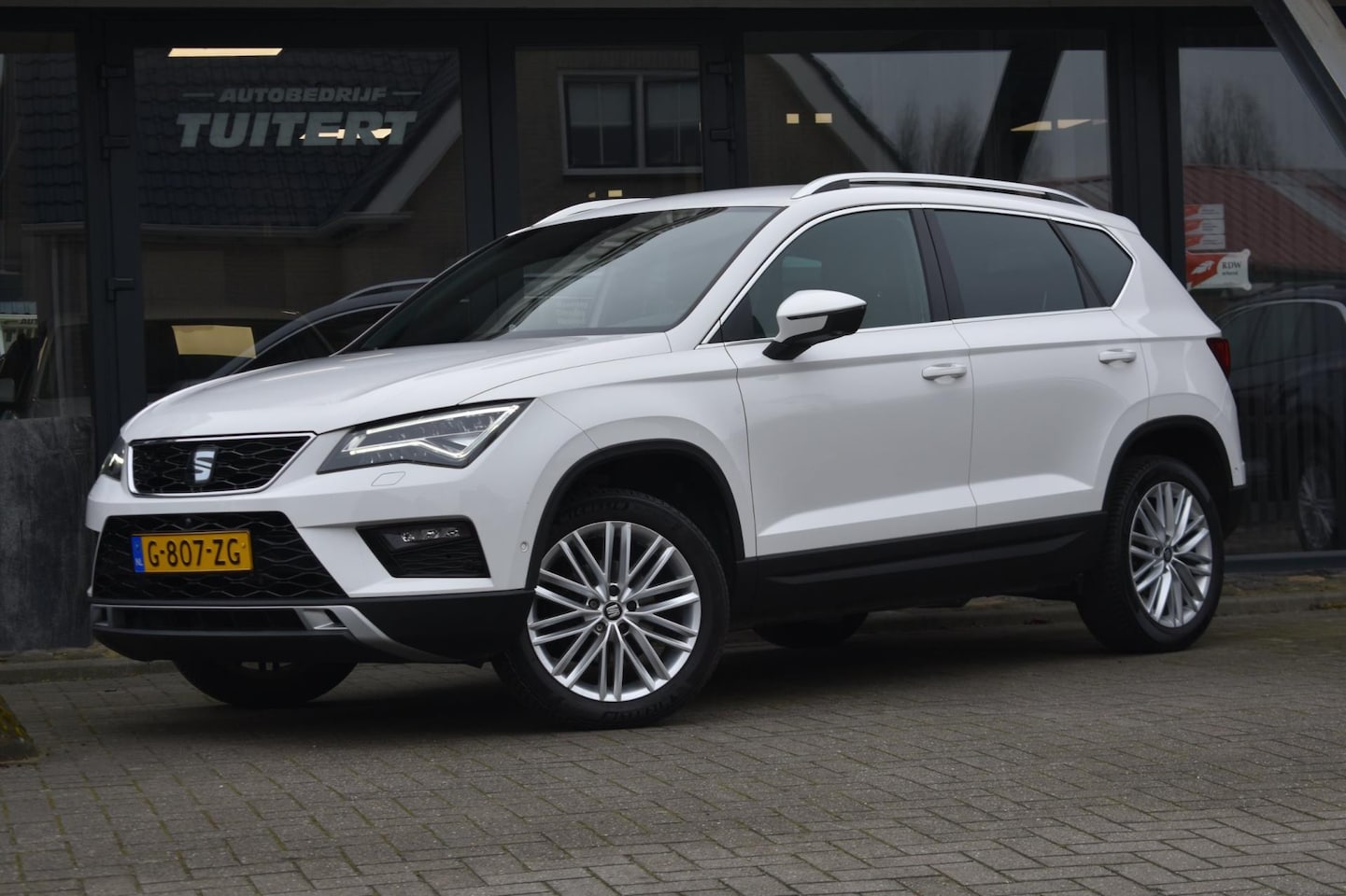 Seat Ateca - 1.5 TSI Xcellence | CAMERA | LED | STOELVERWARMING | APPLE CARPLAY | ANDROID AUTO | ADAPTI - AutoWereld.nl