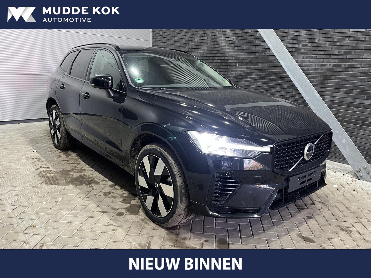 Volvo XC60 - T8 Plug-in hybrid Plus Dark | Long Range | 360° Camera | ACC | 20 Inch | Panoramadak | Sto - AutoWereld.nl