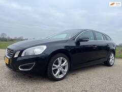 Volvo V60 - 1.6 T4 Summum 178638 km AUTOMAAT bj 2011niewu d.riem en onderblok zie fac