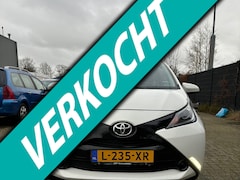 Toyota Aygo - 1.0 VVT-i x-play Nwe apk en 6 mnd garantie