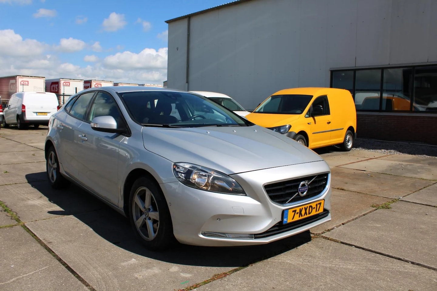 Volvo V40 - 1.6 T4 Kinetic 1.6 T4 Kinetic - AutoWereld.nl