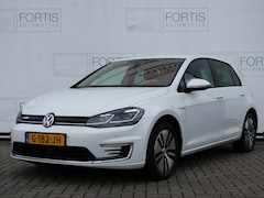 Volkswagen e-Golf - e-Golf NL AUTO | VIRTUAL COCKPIT | LEDER | CAMERA | STOELVERW | SOH 94%