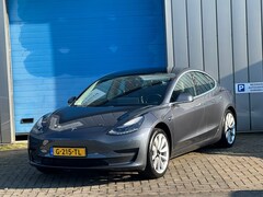 Tesla Model 3 - Standard RWD Plus 60 kWh 81.210 km SHO 86% 81211