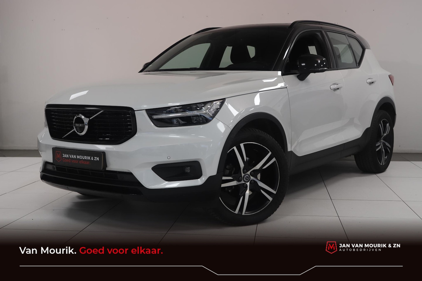 Volvo XC40 - 1.5 T3 Automaat | R-Design | Schuif kanteldak | Harman & Kardon | electr. achterklep | ron - AutoWereld.nl