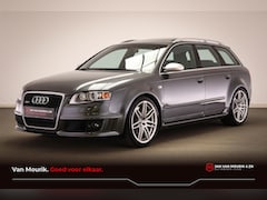 Audi A4 Avant - 4.2 V8 RS4 quattro