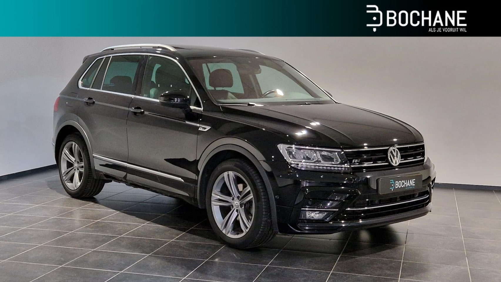 Volkswagen Tiguan - 1.5 TSI ACT Highline Business R | Panoramadak | Leder | Camera - AutoWereld.nl