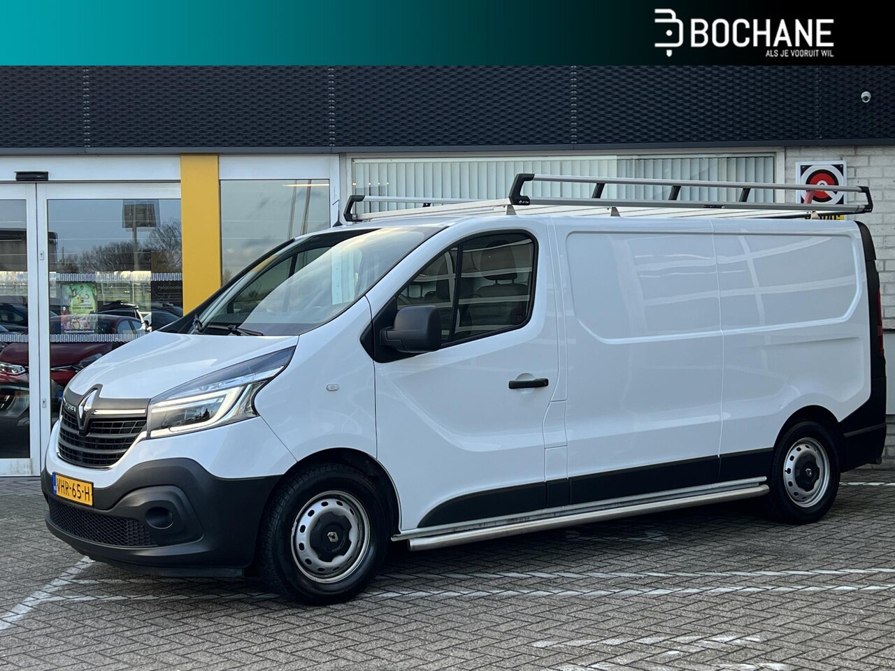 Renault Trafic - 2.0 dCi 120 T29 L2H1 Comfort | Trekhaak | Navigatie | Imperiaal - AutoWereld.nl