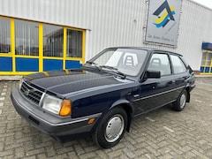 Volvo 340 - 1.4 DL automaat met nederlands kenteken hfj-26-s