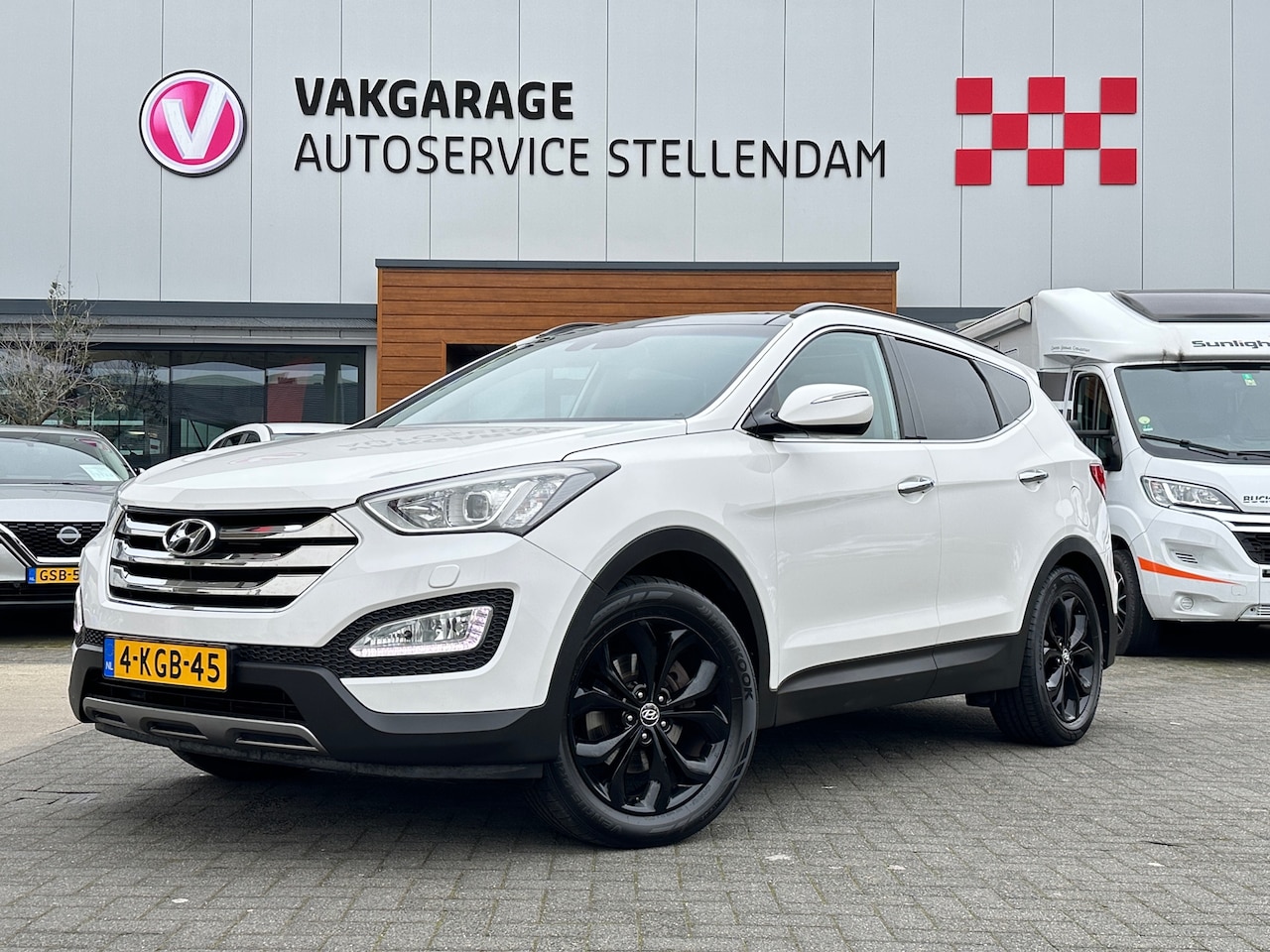 Hyundai Santa Fe - 2.4i GDI i-Catcher|2500kg trekgew|Trekhaak|Panoramadak|Stoelverw voor en achter|Camera - AutoWereld.nl