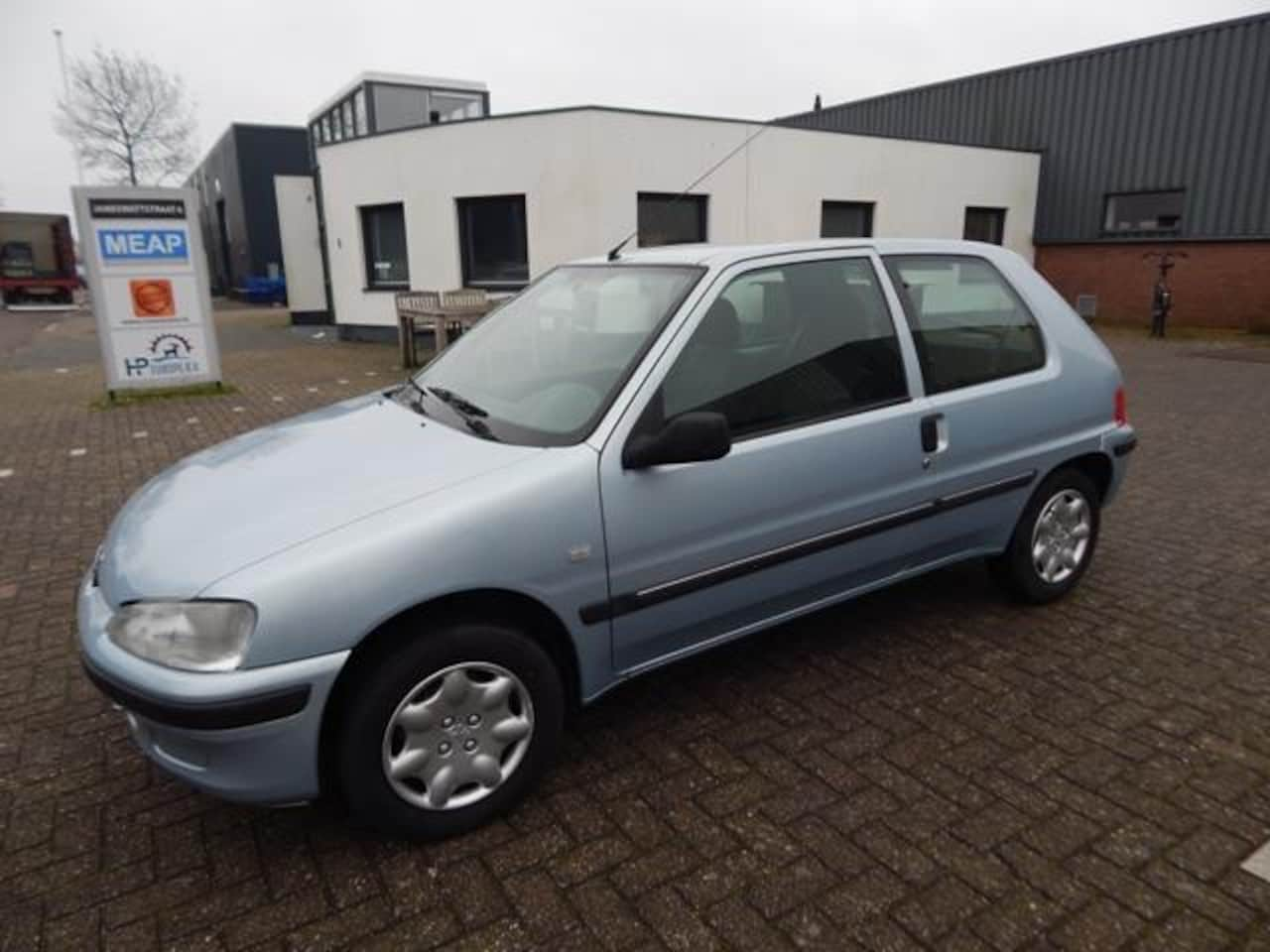 Peugeot 106 - 1.1 XT STUURBEKRACHTIGING - AutoWereld.nl