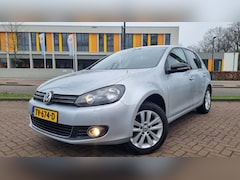 Volkswagen Golf - 1.4 16v 5d Highline Nwe distr.riem/Stoelverw