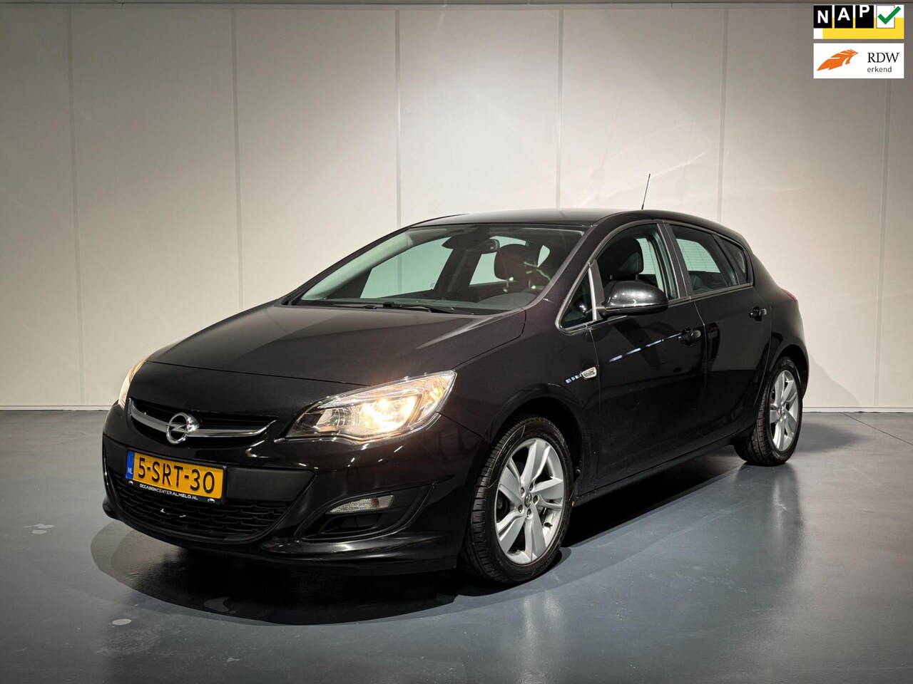 Opel Astra - 1.4 Turbo Rhythm /Airco/Cruise/Bluetooth/LMV/NAP - AutoWereld.nl