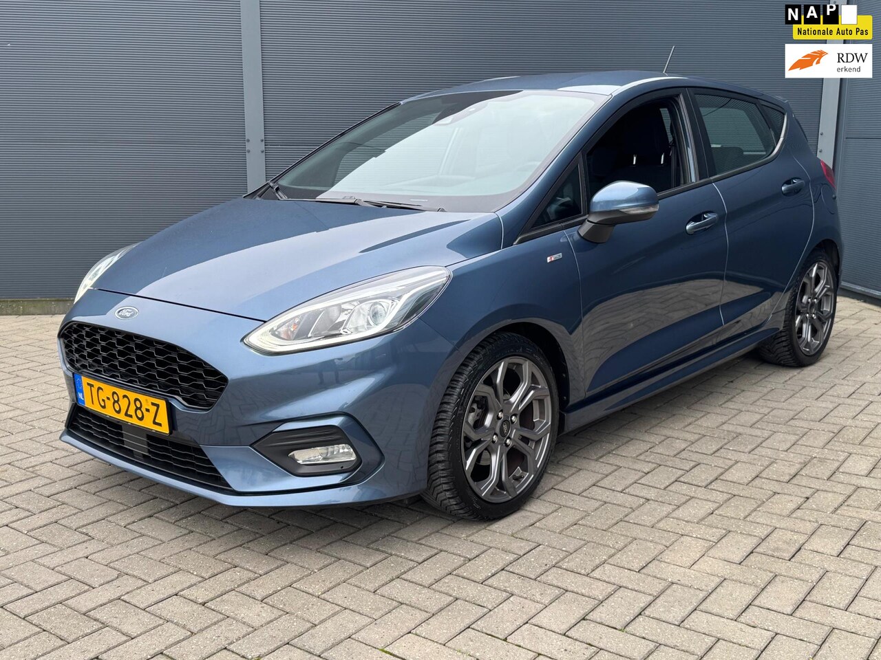 Ford Fiesta - 1.0 EcoBoost ST-Line / 57.000 Nap / Carplay - AutoWereld.nl