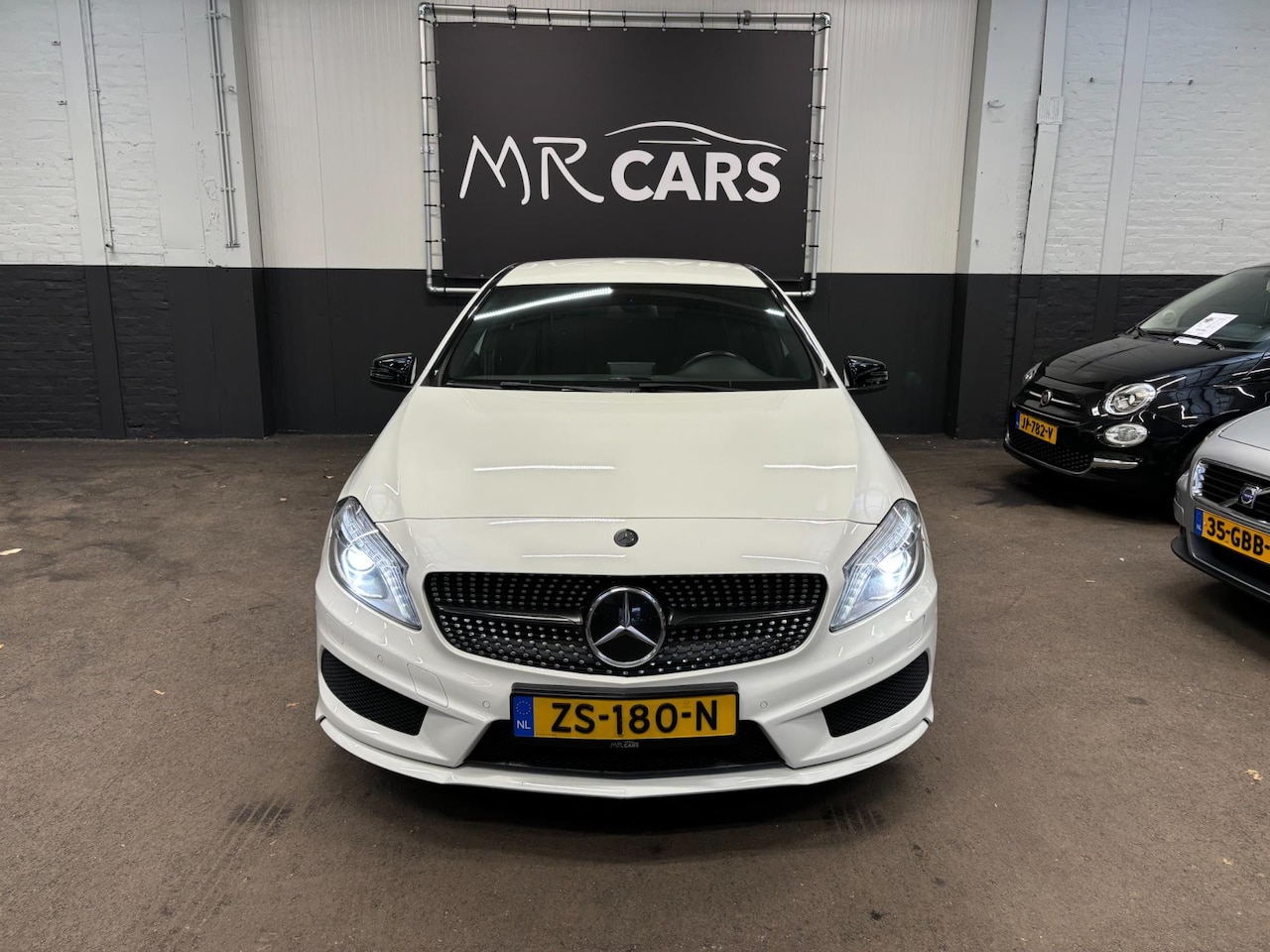 Mercedes-Benz A-klasse - 180 Prestige AMG-Pakket - AutoWereld.nl