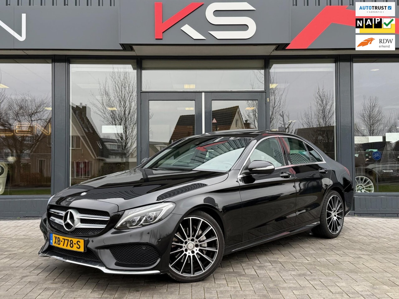 Mercedes-Benz C-klasse - 200 AMG Leder Camera Hud Ambiente Burmester Kanteldak - AutoWereld.nl