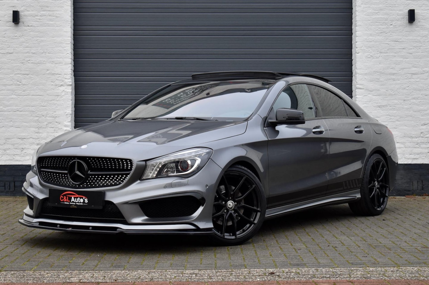 Mercedes-Benz CLA-Klasse - 250 Ambition | Panodak | 19" | Leder | Harman Kardon | - AutoWereld.nl