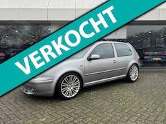 Volkswagen Golf - 1.6-16V Oxford