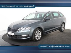 Skoda Octavia Combi - Ambition *1ste Eigenaar*Navigatie*Trekhaak