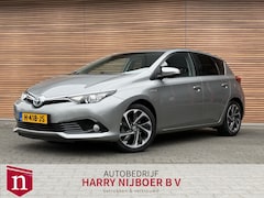 Toyota Auris - 1.8 Hybrid Executive Navi / Trekhaak / Clima / Cruise / Camera