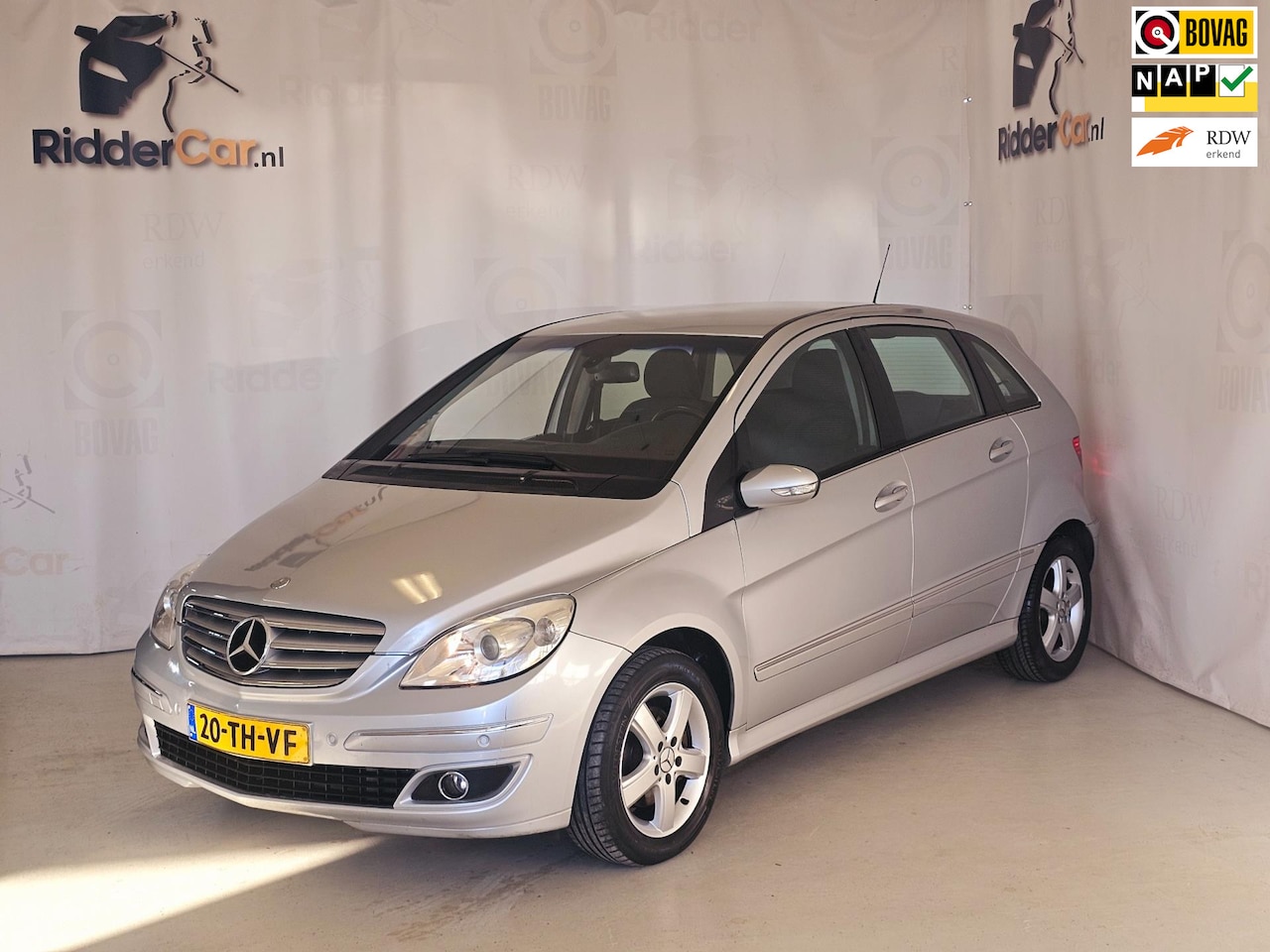 Mercedes-Benz B-klasse - 200|AUTOMAAT|PARK SENS|TREKHAAK|NAP| - AutoWereld.nl