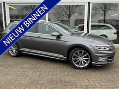 Volkswagen Passat Variant - 2.0 TDI Connected Series Plus 50% deal 9.475, - ACTIE R-line / LED / ACC / Camera / Stoel