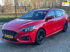 Ford Focus Wagon - 1.5 EcoBlue ST Line, Navi, Carplay, Stoel+Stuur verwarmd, Adaptive Cruise,