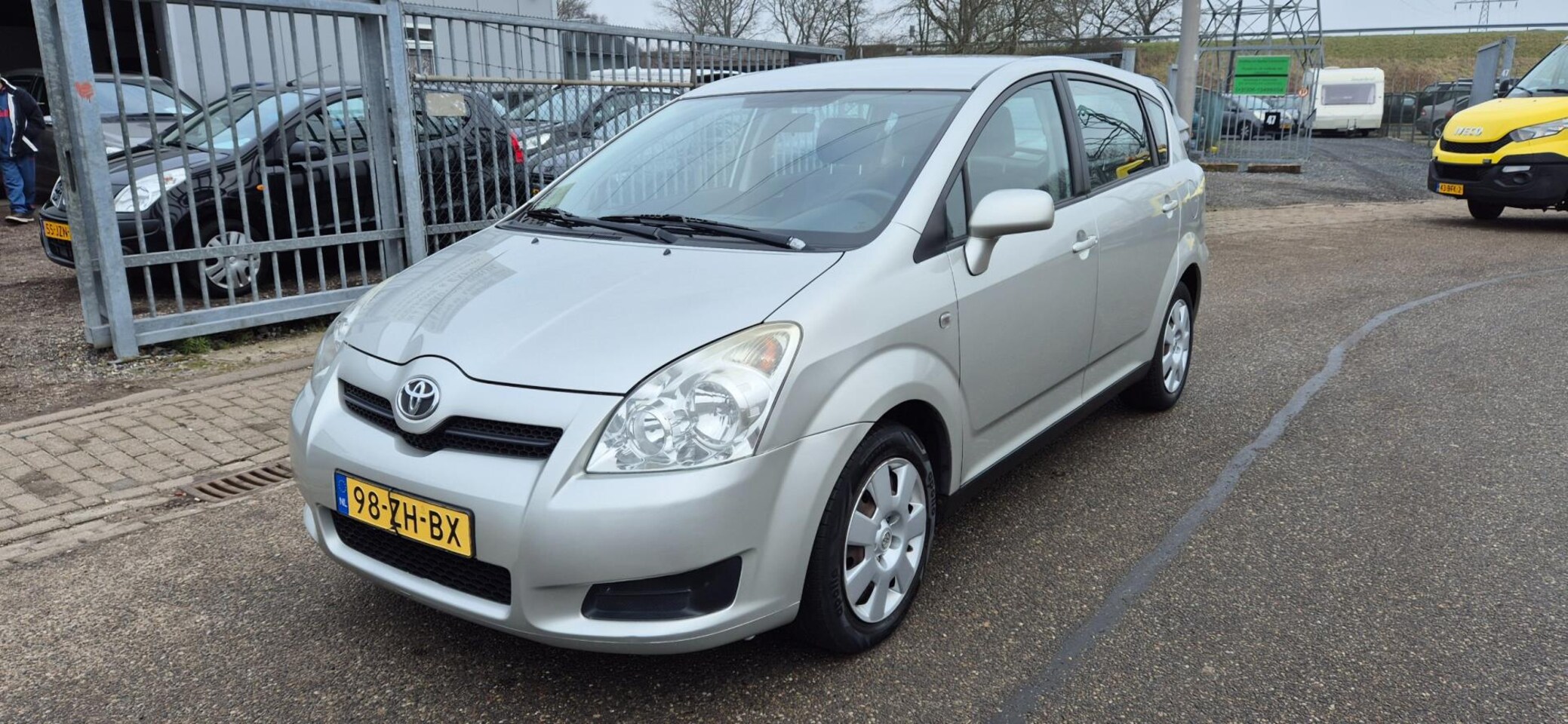 Toyota Verso - 1.8 VVT-i Terra 7p. / AUTOMAAT / 7 Persoons / - AutoWereld.nl