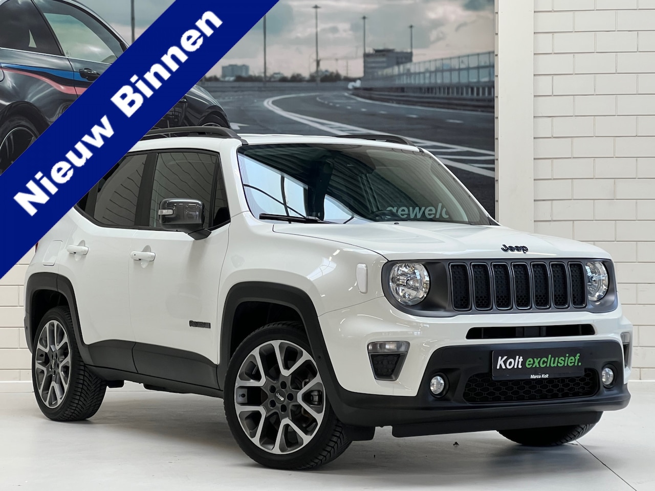 Jeep Renegade - 4xe 240 Plug-in Hybrid Electric S Automaat / Navigatie / Apple CarPlay / Lane Assist / Dod - AutoWereld.nl