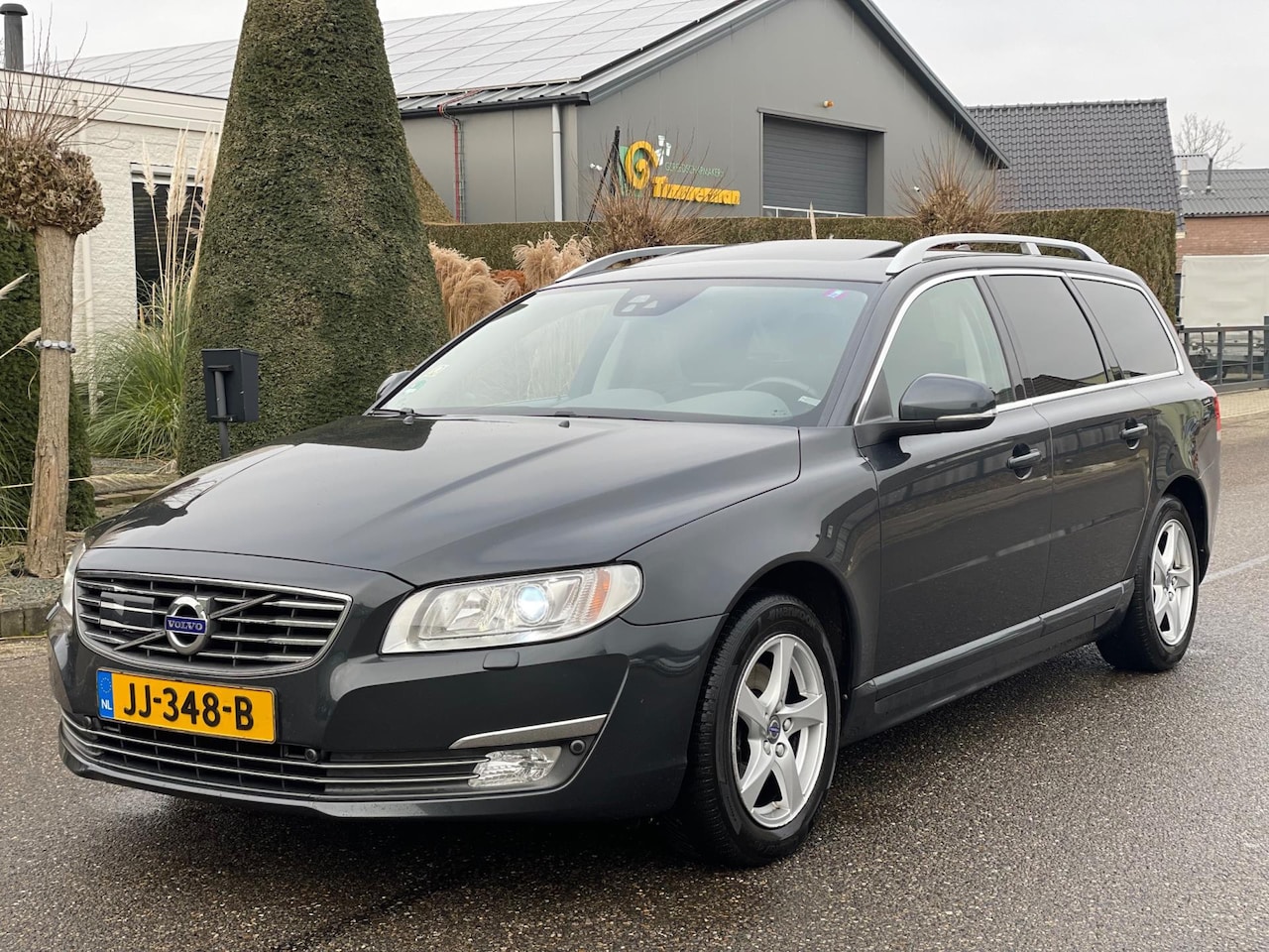 Volvo V70 - 2.0 D3 Polar+ 2016 AUT/Navi/Clima/Lmv - AutoWereld.nl