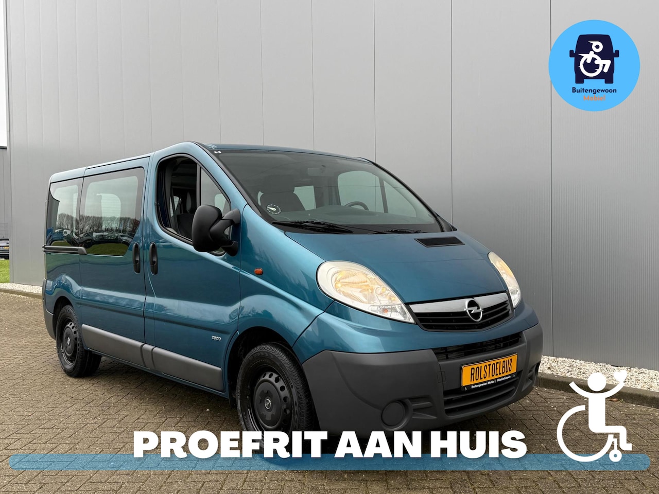 Opel Vivaro - 2.0 Rolstoelbus Airco Automaat | Lage Km Stand - AutoWereld.nl