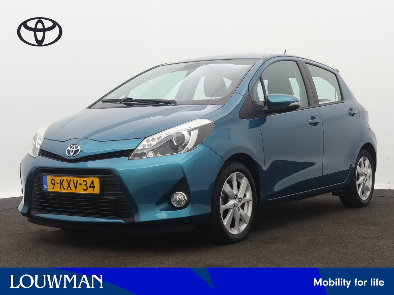 Toyota Yaris - 1.5 Full Hybrid Dynamic | Camera | Climate Control | Cruise Control | LM velgen | Half led - AutoWereld.nl