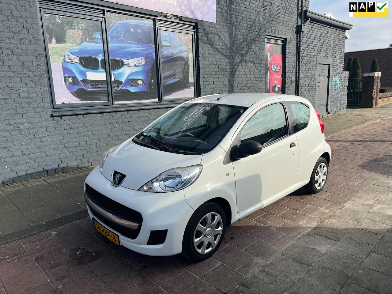 Peugeot 107 - 1.0-12V XR nap nederlands auto - AutoWereld.nl