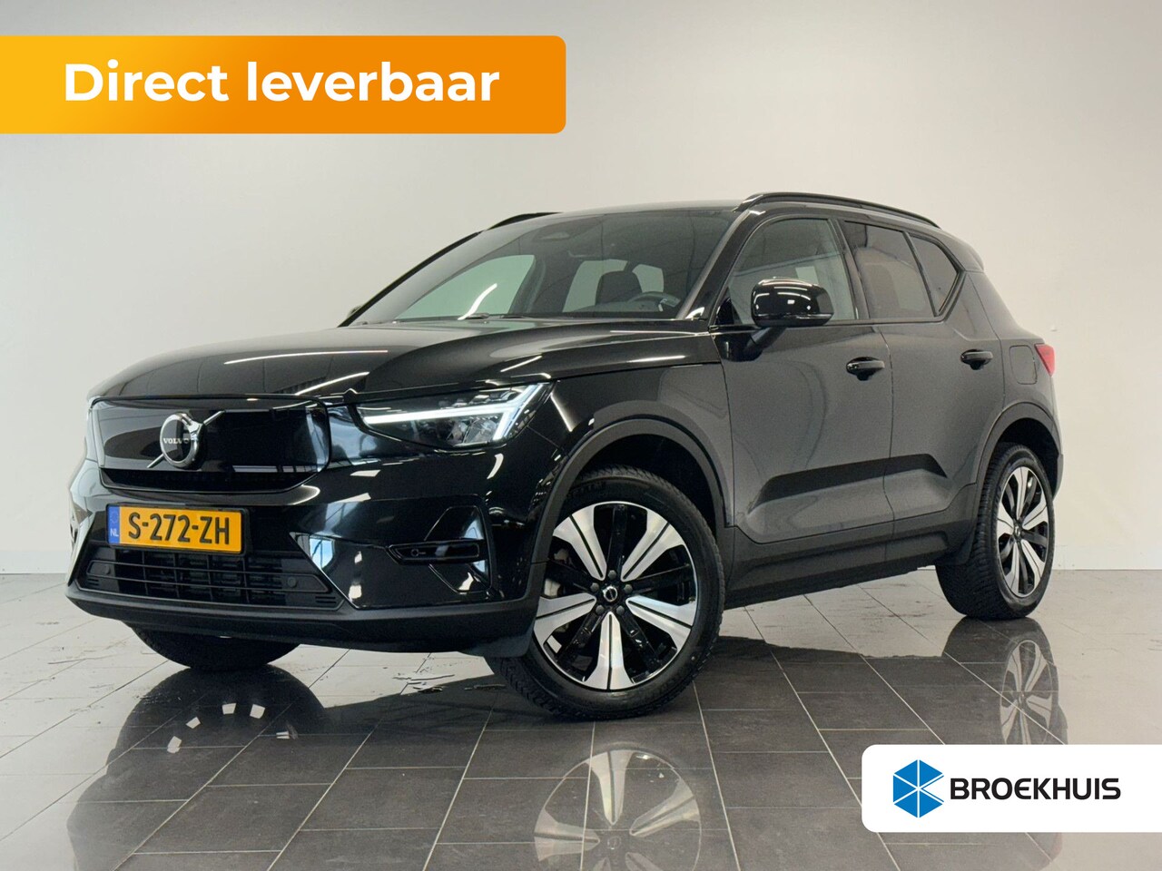 Volvo XC40 - Recharge Core 70 kWh | Climate Pack | Getint glas | Camera | | Climate Pack | Getint glas - AutoWereld.nl