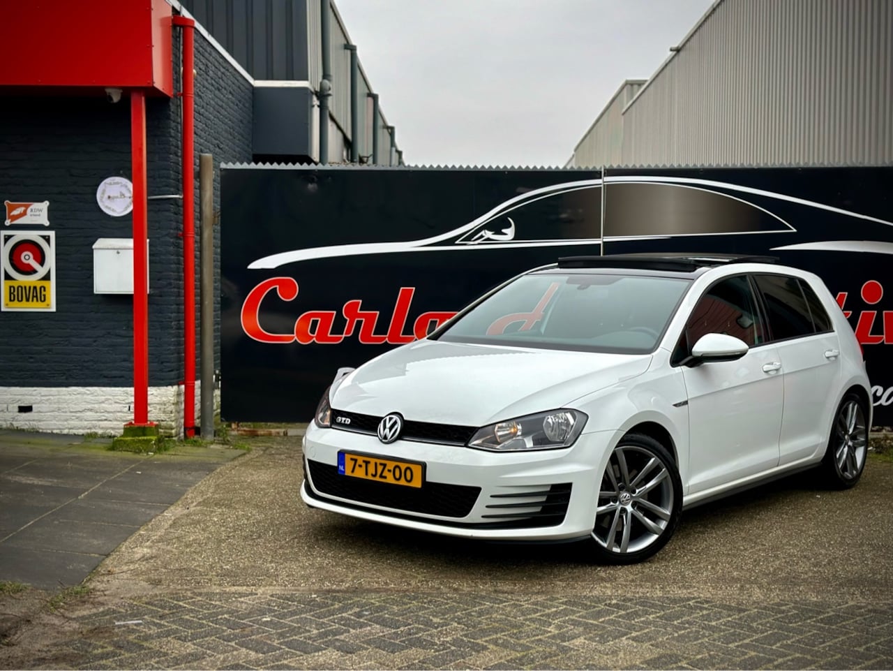 Volkswagen Golf - 2.0 TDI GTD PANO|CLIMA|6-GANG|NL AUTO NAP! - AutoWereld.nl