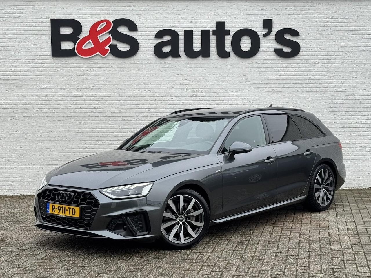 Audi A4 Avant - 40 TFSI S-line Led Digitaal dashboard Trekhaak Carplay Cruise Navigatie - AutoWereld.nl