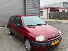 Renault Clio - 1.2 RT