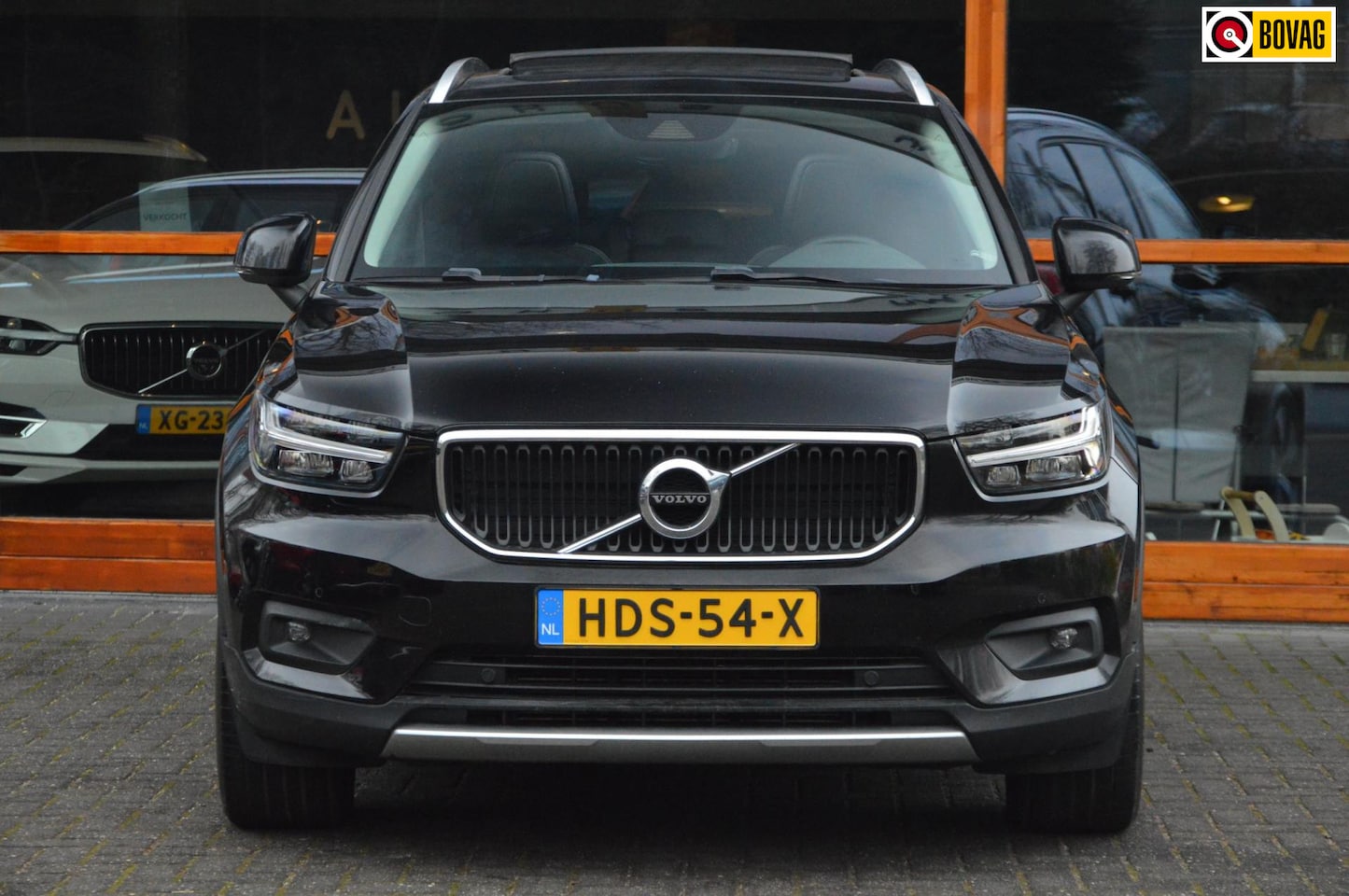 Volvo XC40 - T5 Hybride | Panorama dak | Apple Car-Play | Camera | Dealer Onderhouden | - AutoWereld.nl