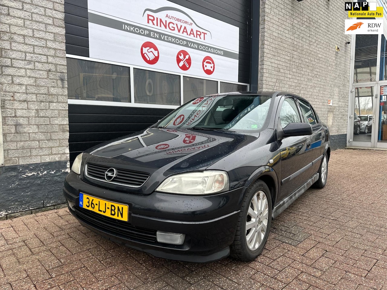 Opel Astra - 1.6 Sport Edition II Mette 1 JAAR APK - AutoWereld.nl