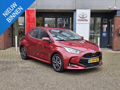 Toyota Yaris - 1.5 Hybrid Dynamic NL-AUTO NAVI APPLE/ANDROID AD-CRUISE PREMIUM-LAK LED PARKEERSENSOR VOOR