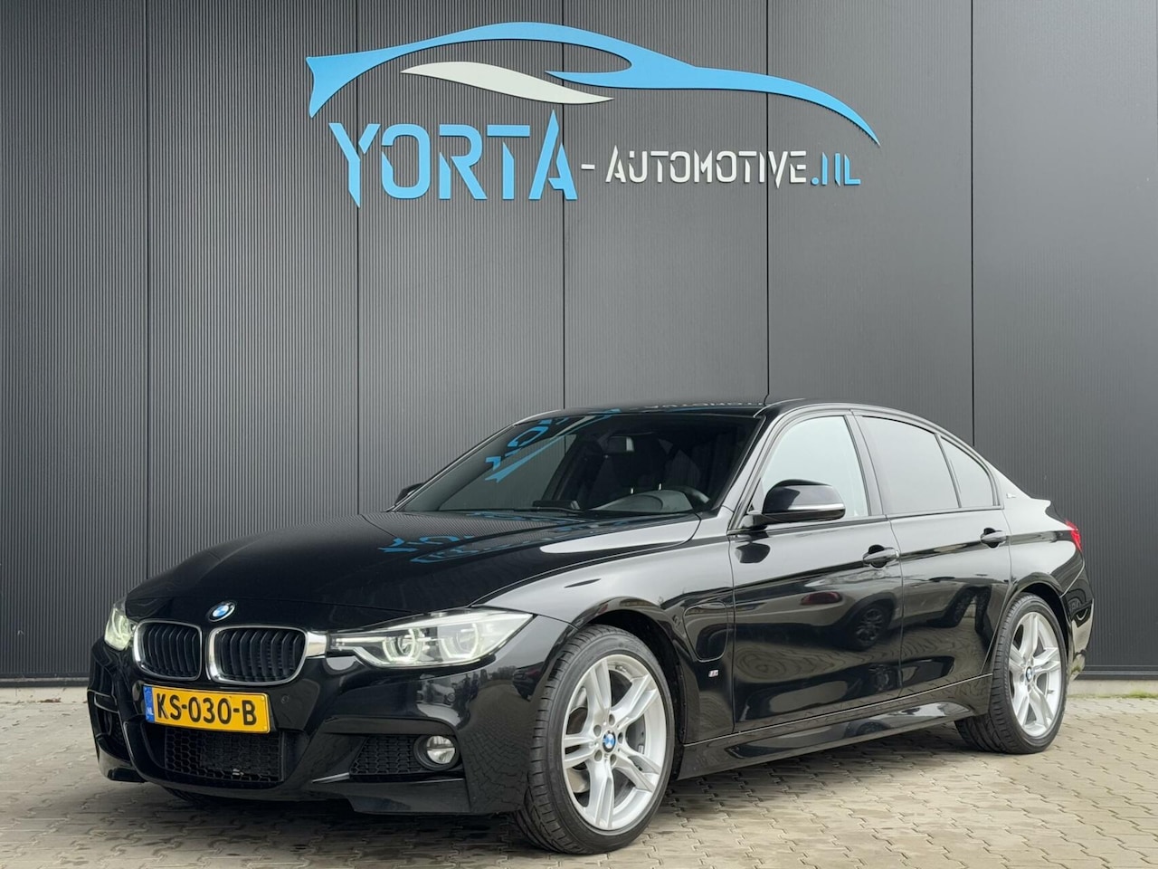 BMW 3-serie - 330e M Sport NL AUTO*LEDER*DEALERONDERHOUDEN*PDC - AutoWereld.nl