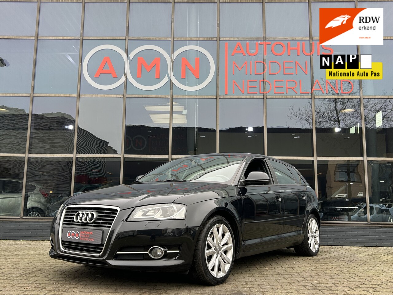 Audi A3 Sportback - 1.8 TFSI Ambiente Cruisectr,Elekpakket,PDCa,Stoelverwarming,LMV17” - AutoWereld.nl